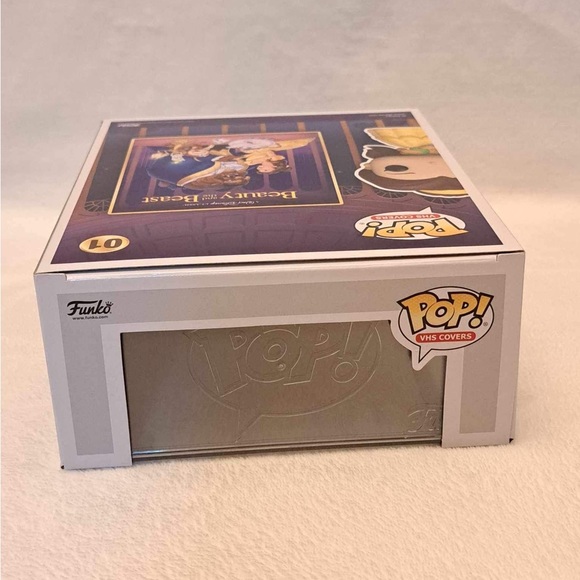 DISNEY POP! VHS COVERS BELLE - Picture 7 of 7